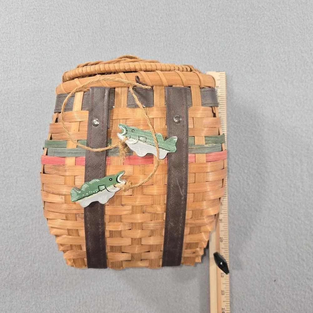 Unbranded Wicker Fishing Creel Basket Unisex OS Brown Rustic Woven Fish Charms